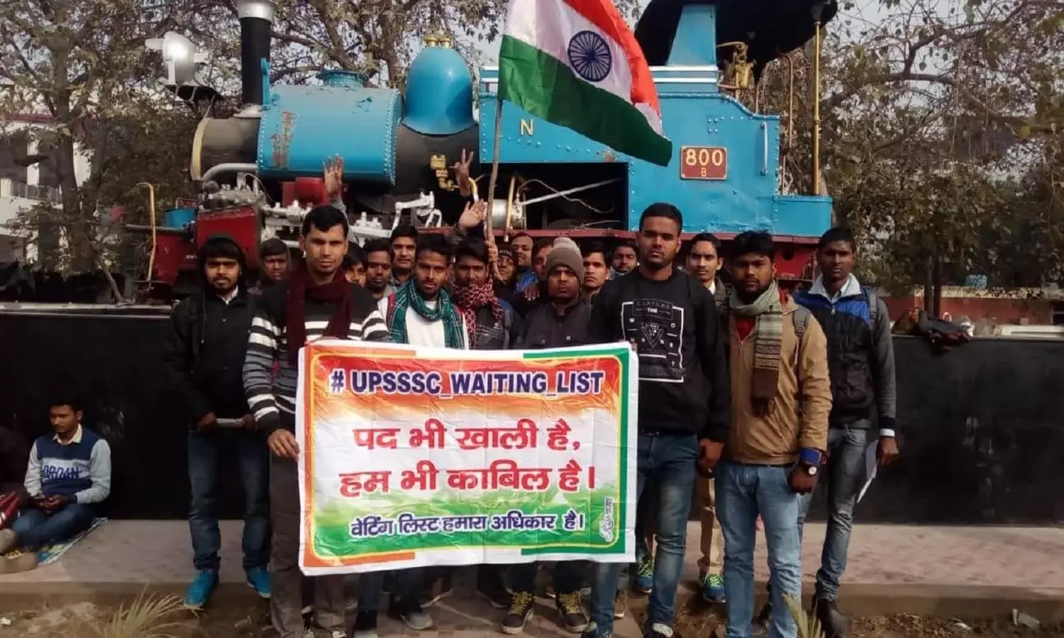 पेपर लीक और समय से भर्तियों के न आने से हताश हो रहे हैं भारत के बेरोजगार युवा