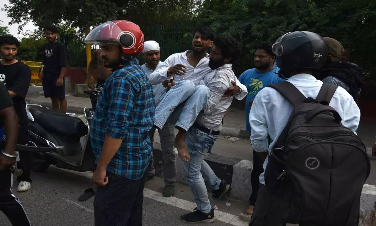 भारत का सड़क जाल: बढ़ता विस्तार, घटती सुरक्षा, हर 2.5 किलोमीटर पर एक मौत भारत का सड़क जाल: बढ़ता विस्तार, घटती सुरक्षा, हर 2.5 किलोमीटर पर एक मौत