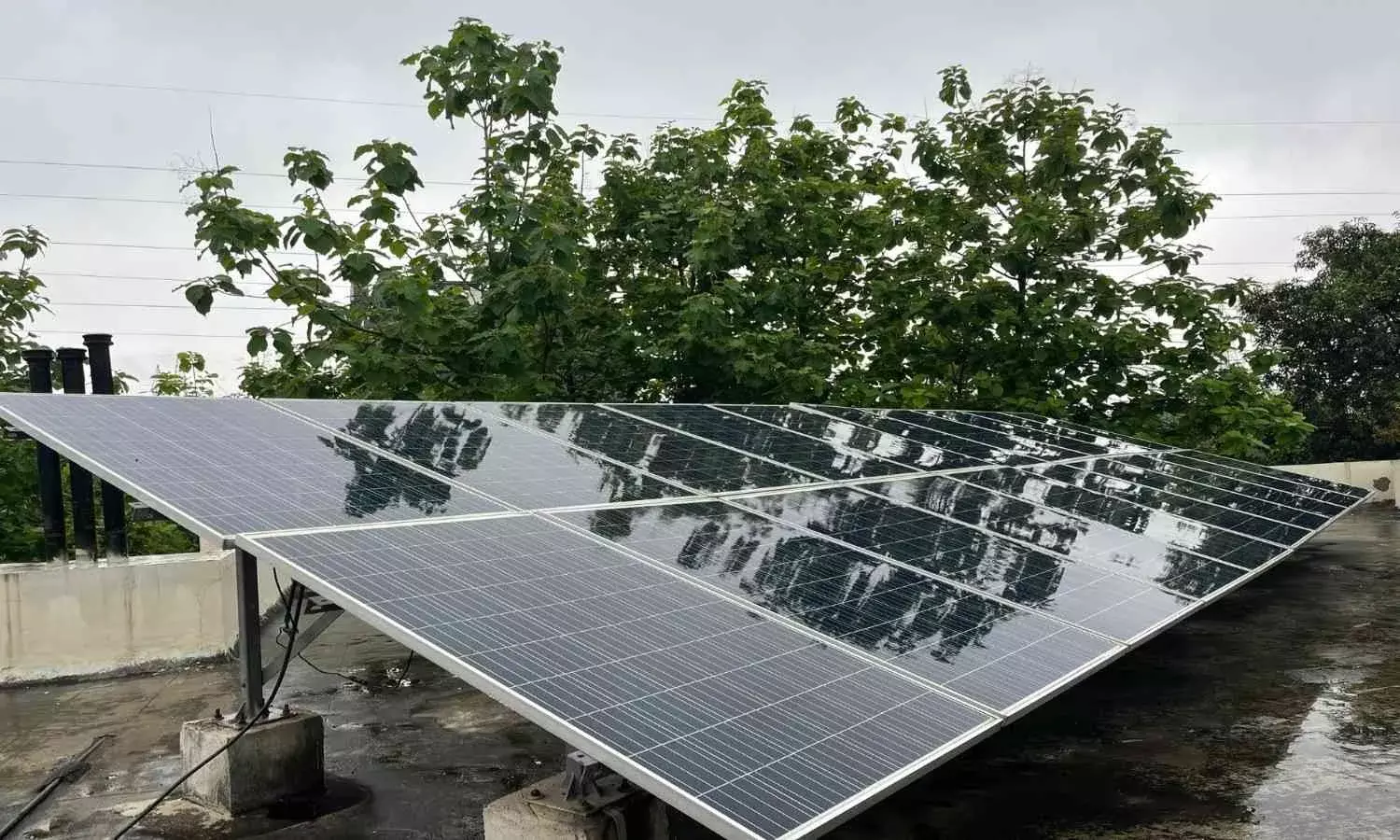 क्यों लड़खड़ा रहा है भारत का सौर प्रशिक्षण कार्यक्रम क्यों लड़खड़ा रहा है भारत का सौर प्रशिक्षण कार्यक्रम