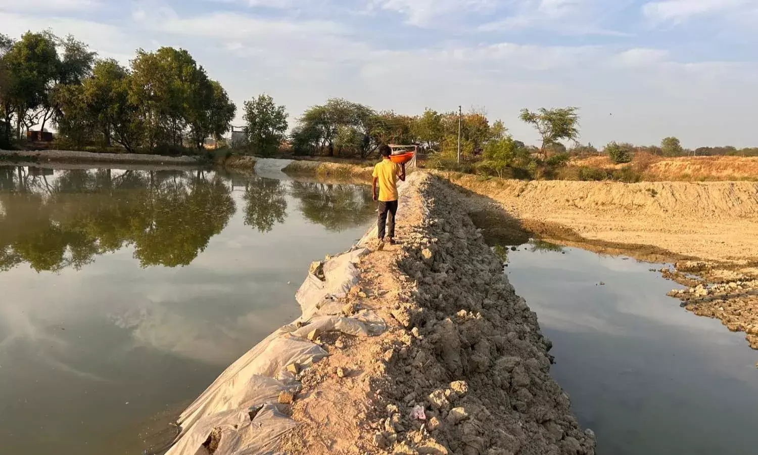 वर्ष 2024 में हीट वेव ने 48 हजार लोगों को अस्पताल पहुंचाया, क्या ये साल और भयावह होगा? वर्ष 2024 में हीट वेव ने 48 हजार लोगों को अस्पताल पहुंचाया, क्या ये साल और भयावह होगा?