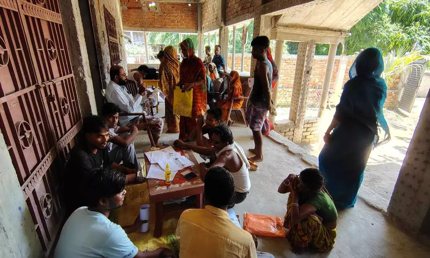 विशेष गहन पुनरिक्षण: चुनाव आयोग के बदलते फैसले, विपक्ष का बिहार बंद और आम लोगों की परेशानी विशेष गहन पुनरिक्षण: चुनाव आयोग के बदलते फैसले, विपक्ष का बिहार बंद और आम लोगों की परेशानी