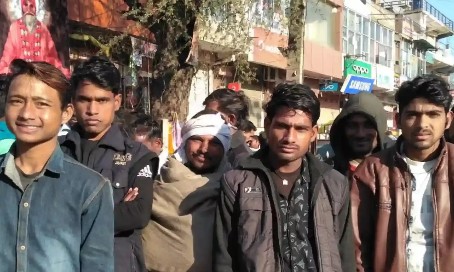 जयपुर की जर्जर अनौपचारिक अर्थव्यवस्था में ग्रेजुएट, फैक्ट्री मालिक और किसानों को श्रमिक नौकरियों की तलाश