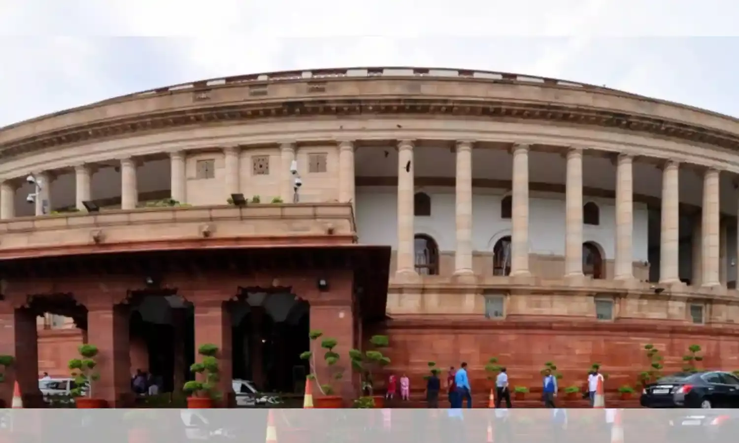 आधार कानून को असंवैधानिक सरकार विवादास्पद शॉर्टकट पर