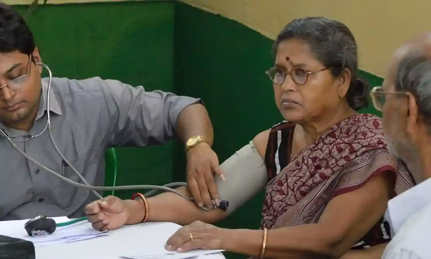 शहरी, समृद्ध और शिक्षित लोगों में हृदय रोग का खतरा ज्यादा