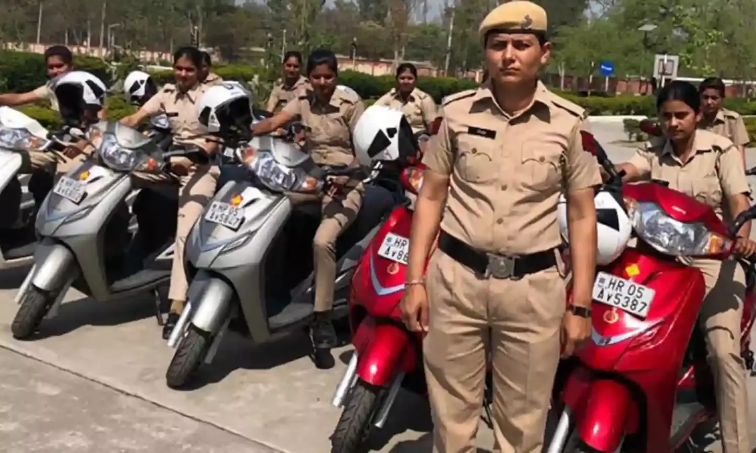 हरियाणा में स्कूटर पर दौड़ रही है महिलाओं की उम्मीद