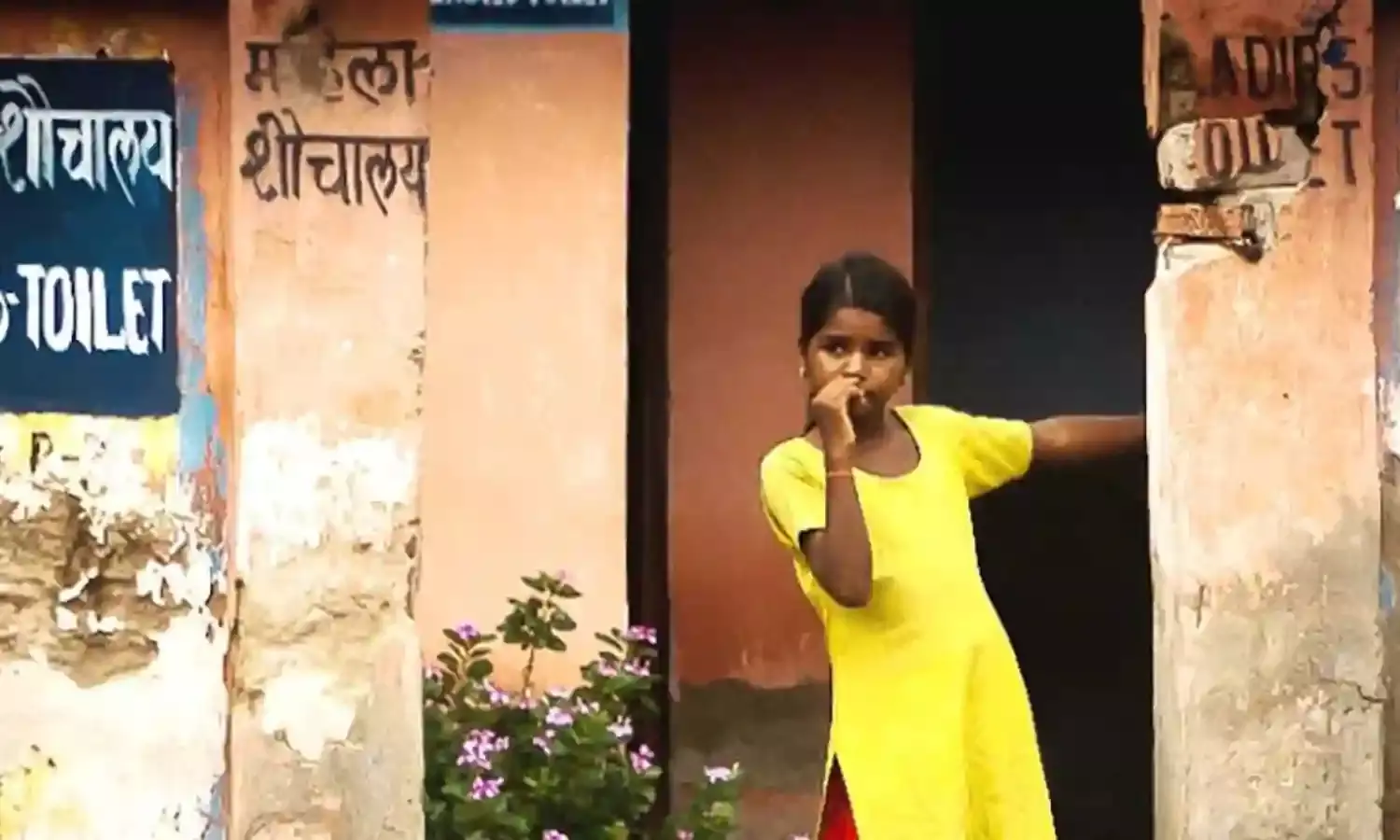 स्वच्छ भारत अभियान के बावजूद, 54 फीसदी ग्रामीण परिवार करते हैं खुले में शौच