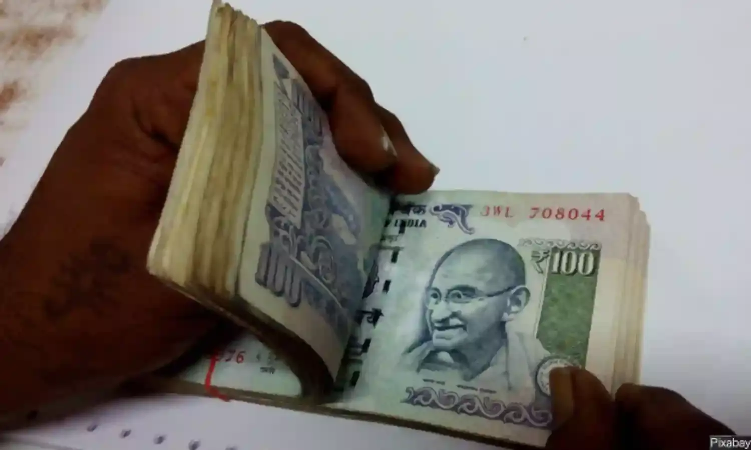 डिजिटल लेनदेन हुआ धीमा, ‘डिजिटल इंडिया’ के सपने पर खतरा