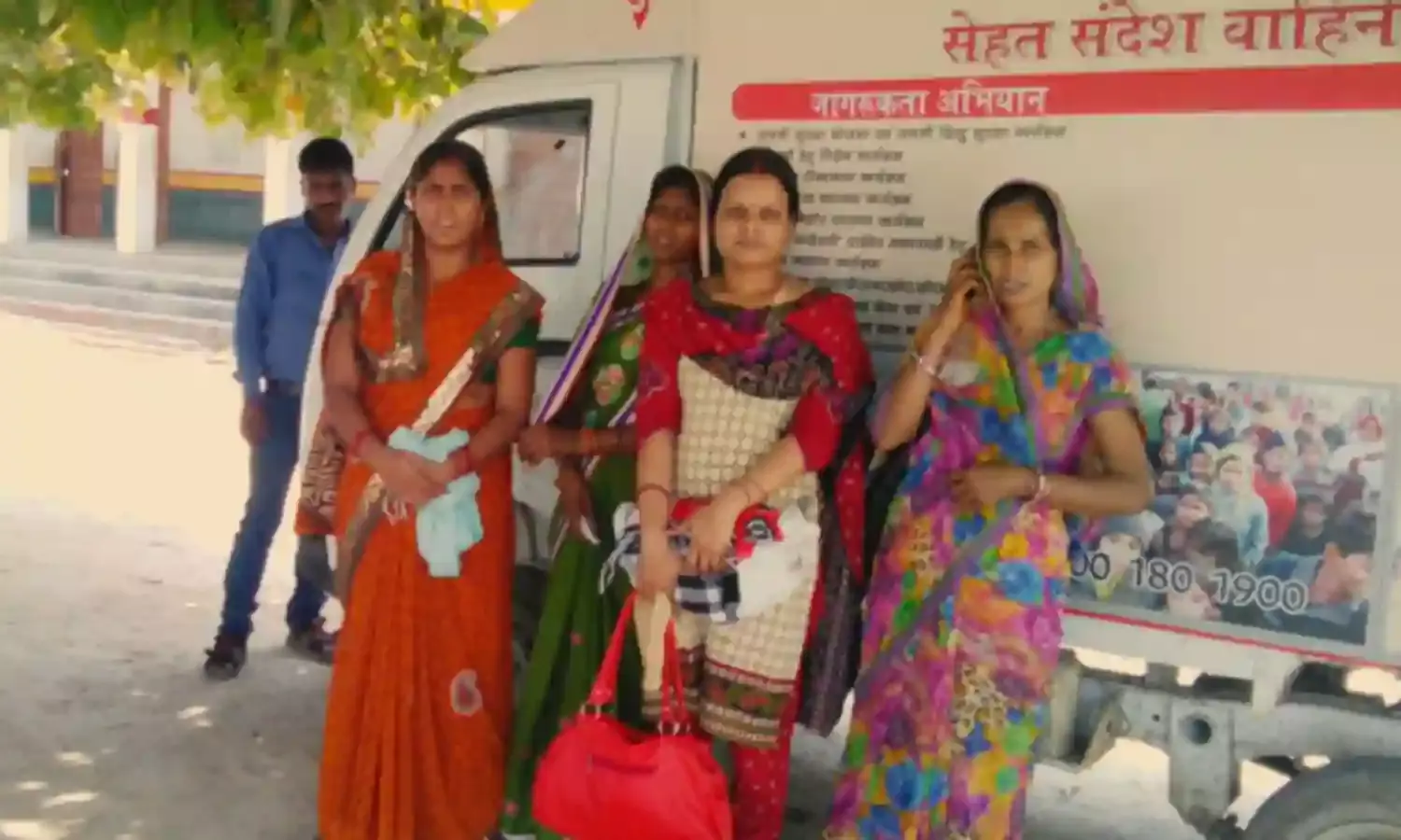 चुनाव -2017 स्वास्थ्य पर सबसे कम खर्च करता है उत्तर प्रदेश, बदहाल है सार्वजनिक स्वास्थ्य सेवा
