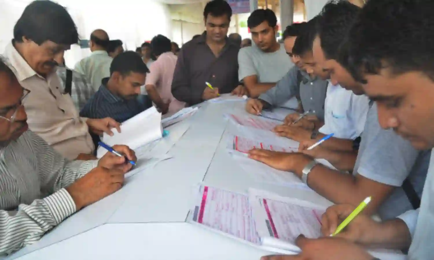 वर्ष 2014-15 में व्यक्तिगत आयकर के हिस्से में 11 फीसदी एक ही व्यक्ति पर बकाया