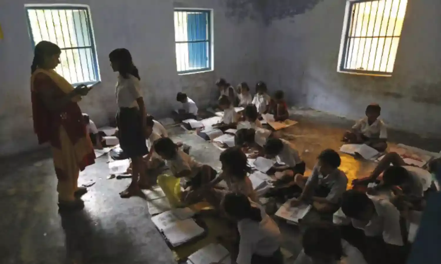 बिहार में प्राथमिक शिक्षकों की भारी कमी, प्राथमिक स्कूल के छात्रों पर बिहार करता है सबसे कम खर्च