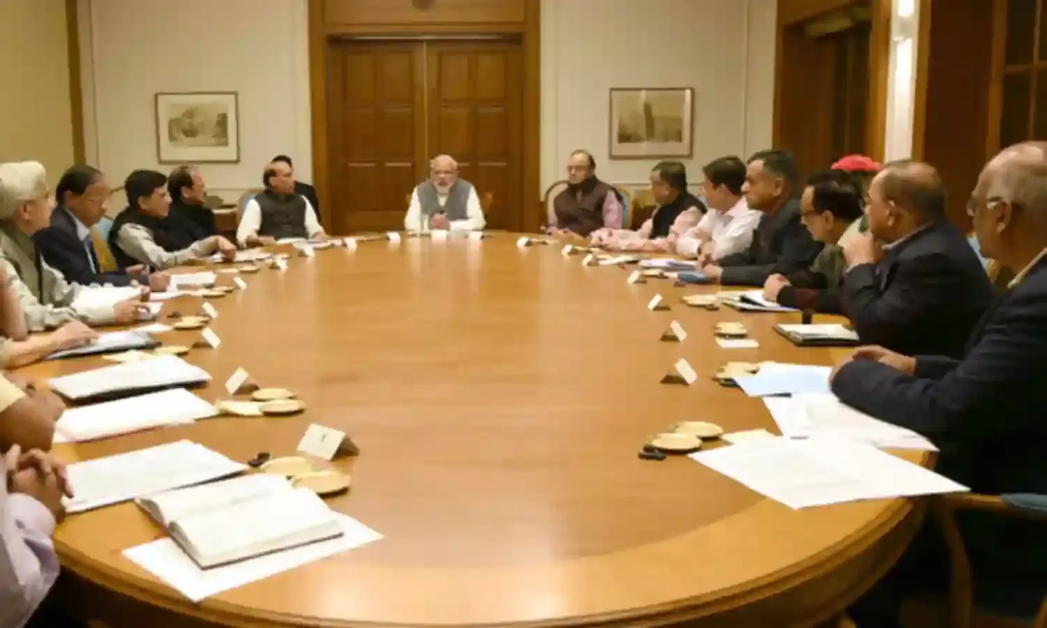 मोदी जी की जुबानी बदलती गई विमुद्रीकरण की कहानी
