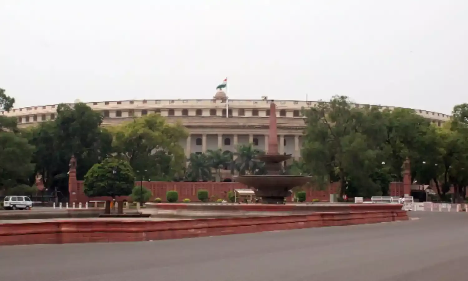 लोकसभा के इतिहास में 2016 सर्वाधिक काव्यात्मक वर्ष