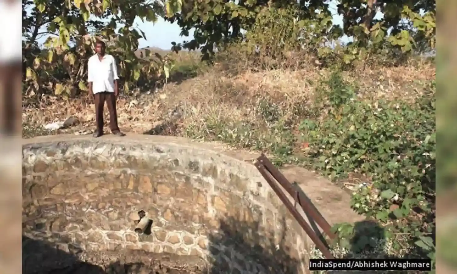 सूखे की मार झेलता महाराष्ट्र, जल योजना का संघर्ष जारी