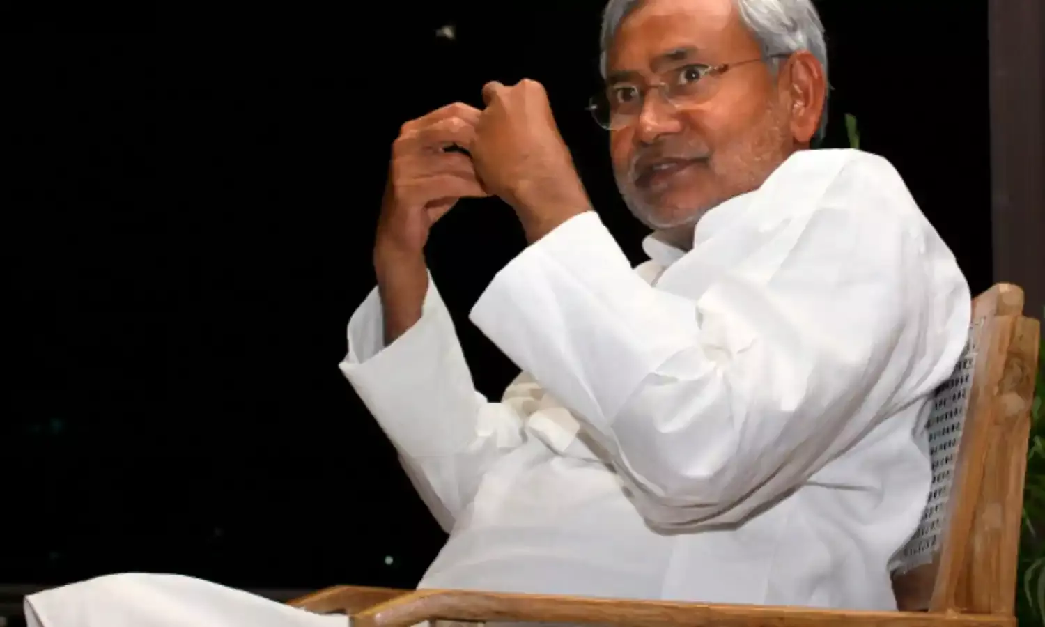 बिहार में बदलता सियासी रंग