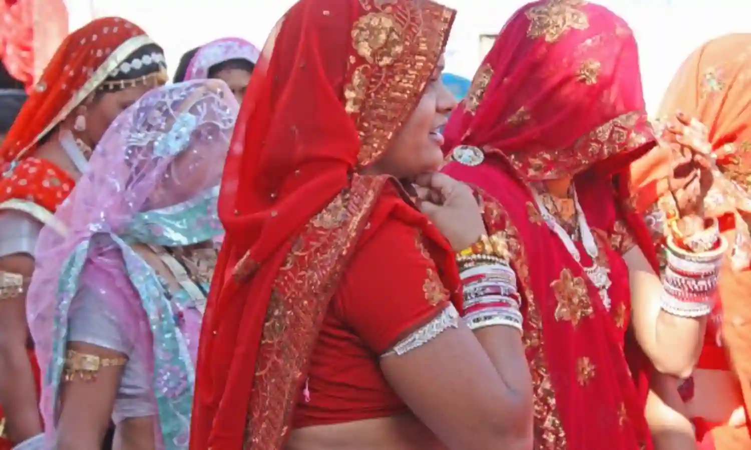 भारतीय बाज़ारों में दुल्हन की मांग बढ़ी  - अभियुक्तों पर कार्यवाही का आभाव