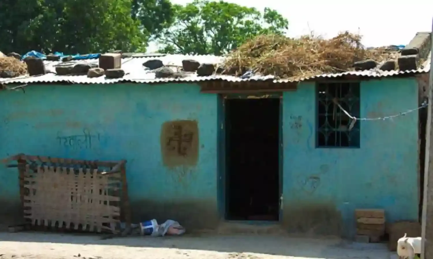 ग्रामीण भारत के मुख्य निवेश: आवास और आभूषण