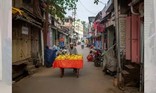 महामारी के दौरान यूपी-बिहार में दलितों और मुसलमानों के साथ भेदभाव बढ़ा: रिपोर्ट महामारी के दौरान यूपी-बिहार में दलितों और मुसलमानों के साथ भेदभाव बढ़ा: रिपोर्ट