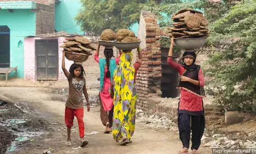 लॉकडाउन में सरकारों ने किया किशोरों को नज़रअंदाज़: यूपी, बिहार और राजस्थान का सर्वे लॉकडाउन में सरकारों ने किया किशोरों को नज़रअंदाज़: यूपी, बिहार और राजस्थान का सर्वे