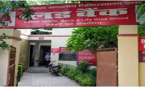 यूपी: लॉकडाउन में ख़ून की कमी से जूझ रहे ब्लड बैंक, मरीज परेशान यूपी: लॉकडाउन में ख़ून की कमी से जूझ रहे ब्लड बैंक, मरीज परेशान