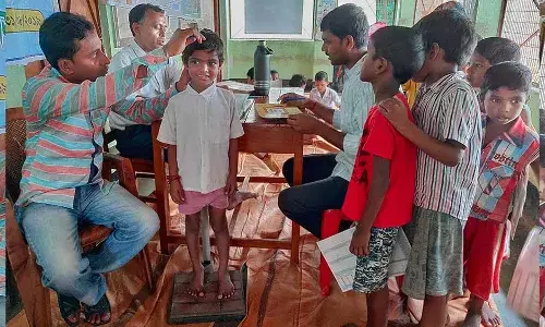 कुपोषण से बचने के लिए देश को चाहिए ‘जादू की छड़ी’ कुपोषण से बचने के लिए देश को चाहिए ‘जादू की छड़ी’