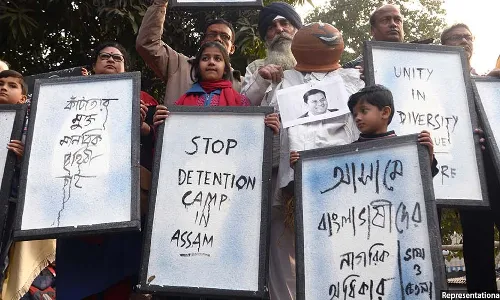 एनआरसी ने 19 लाख लोगों को किया बाहर, सरकार ने कहा था असम में 50 लाख अवैध प्रवासी एनआरसी ने 19 लाख लोगों को किया बाहर, सरकार ने कहा था असम में 50 लाख अवैध प्रवासी