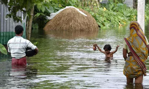 पिछले 3 वर्षों में, वर्षा से संबंधित मौसमी घटनाओं में रोजाना 5 भारतीय की मौत पिछले 3 वर्षों में, वर्षा से संबंधित मौसमी घटनाओं में रोजाना 5 भारतीय की मौत