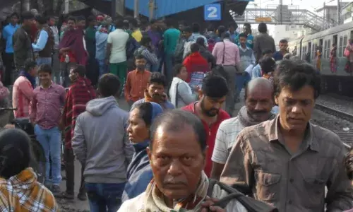 अपने जनसांख्यिकी अवसर को खो रहा है पश्चिम बंगाल अपने जनसांख्यिकी अवसर को खो रहा है पश्चिम बंगाल