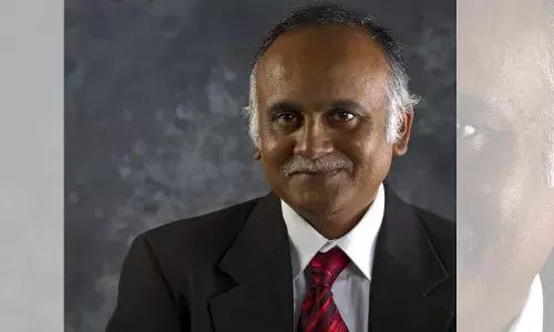 “राजनेता और नौकरशाह स्थानीय सरकारों को मजबूत बनाना नहीं चाहते”