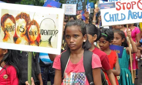 न्याय के लिए भारत के पीड़ित बच्चों को करना होगा 2022 तक का इंतजार!