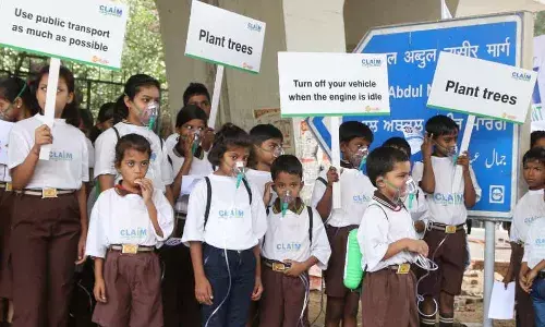 2016 में घर के अंदर प्रदूषित हवा से 5 से कम उम्र के 66,800 बच्चों की मौत