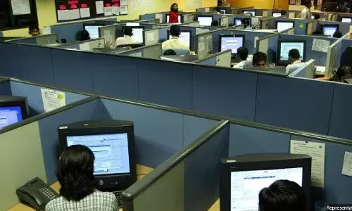 बड़ी कंपनियां अपनी सामाजिक जिम्मेदारी पर देती हैं कम ध्यान