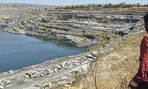 एक अध्ययन के अनुसार, रायगढ़ के कोयला खादान के पास हरेक 10 में 9 लोग हैं बीमार एक अध्ययन के अनुसार, रायगढ़ के कोयला खादान के पास हरेक 10 में 9 लोग हैं बीमार