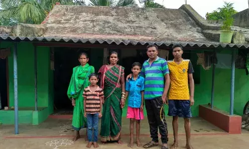 आर्थिक मंदी के बावजूद गरीबी और भूख से लड़ाई में कैसे जीत सकता है भारत? आर्थिक मंदी के बावजूद गरीबी और भूख से लड़ाई में कैसे जीत सकता है भारत?