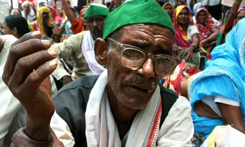 भारत के 70 फीसदी किसान करते हैं आय से ज्यादा खर्च, खर्च की बड़ी वजह- स्वास्थ्य देखभाल की बढ़ती लागत