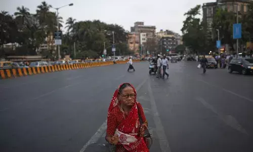 गरीब दिखेंगे तो आप हो जाएंगे गिरफ्तार