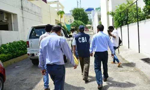 तीन में से एक भ्रष्टाचार मामले में केंद्र सरकारी अधिकारी बरी