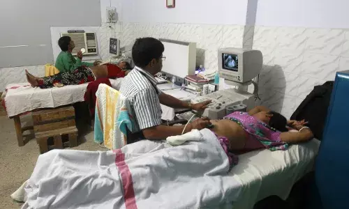भारत में 500,000 डॉक्टरों की कमी, कंधों पर उठते लाश के बढ़ते मामले दे रहे हैं स्वास्थ्य संकट की चेतावनी भारत में 500,000 डॉक्टरों की कमी, कंधों पर उठते लाश के बढ़ते मामले दे रहे हैं स्वास्थ्य संकट की चेतावनी