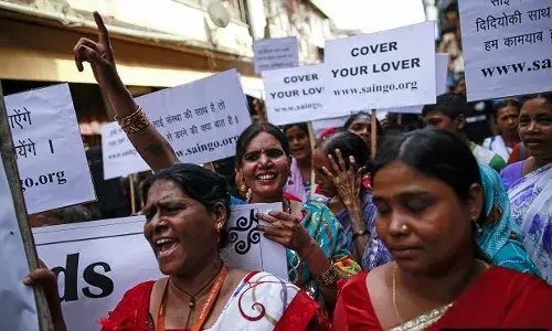 किस प्रकार हिंसा के कारण बढ़ रहा है सेक्स वर्कर्स में रोग