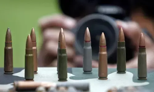 भारतीयों की तुलना में अमरिकियों की बंदूक द्वारा मारे जाने की संभावना 12 गुना अधिक भारतीयों की तुलना में अमरिकियों की बंदूक द्वारा मारे जाने की संभावना 12 गुना अधिक