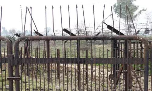 2015 में भारत-पाक के बीच हुआ सबसे अधिक संघर्ष विराम उल्लंघन 2015 में भारत-पाक के बीच हुआ सबसे अधिक संघर्ष विराम उल्लंघन