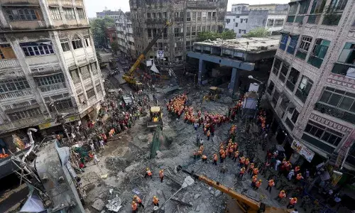 पिछले 5 वर्षों में, संरचना ढहने से रोज़ाना सात मौतें पिछले 5 वर्षों में, संरचना ढहने से रोज़ाना सात मौतें