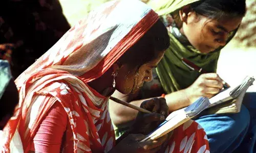 क्या बजट का 4.5% काफी है महिला योजनाओं के लिए? क्या बजट का 4.5% काफी है महिला योजनाओं के लिए?