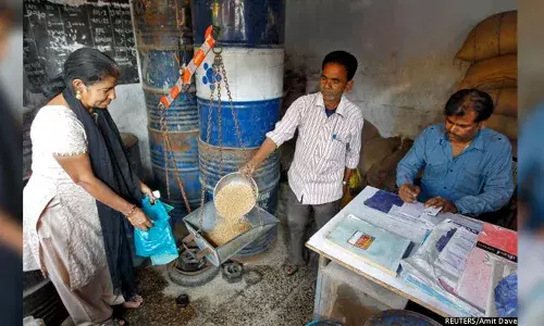 खाद्य सब्सिडी के सुस्त डिजिटलीकरण से सुधार धीमा