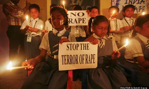 क्यों बढ़ रहे हैं बाल उत्पीड़न के मामले ? क्यों बढ़ रहे हैं बाल उत्पीड़न के मामले ?