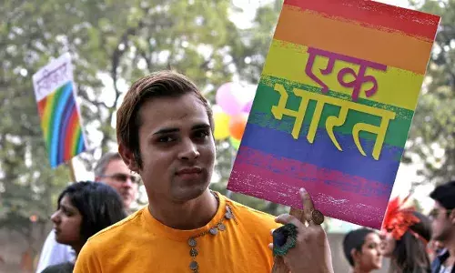 विश्व में सबसे ज्यादा, 70 बिलियन डॉलर प्रवासी भारतीय भेजते हैं अपने घर विश्व में सबसे ज्यादा, 70 बिलियन डॉलर प्रवासी भारतीय भेजते हैं अपने घर