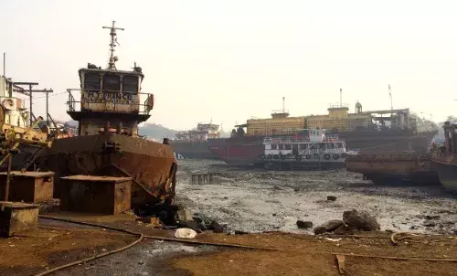 खुलासा: डॉकलैंड्स का पुनरुद्धार, मुंबई के लिए आखिरी मौका खुलासा: डॉकलैंड्स का पुनरुद्धार, मुंबई के लिए आखिरी मौका