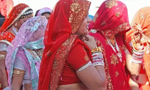 भारतीय बाज़ारों में दुल्हन की मांग बढ़ी  - अभियुक्तों पर कार्यवाही का आभाव भारतीय बाज़ारों में दुल्हन की मांग बढ़ी  - अभियुक्तों पर कार्यवाही का आभाव