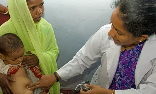 मुंबई का बढ़ता असली आतंक  : टी.बी , क्षय रोग मुंबई का बढ़ता असली आतंक  : टी.बी , क्षय रोग