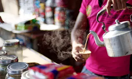 बदलते जॉब मार्केट के साथ ख़ुद को ढाल रहे हैं राजस्थान के प्रवासी श्रमिक बदलते जॉब मार्केट के साथ ख़ुद को ढाल रहे हैं राजस्थान के प्रवासी श्रमिक